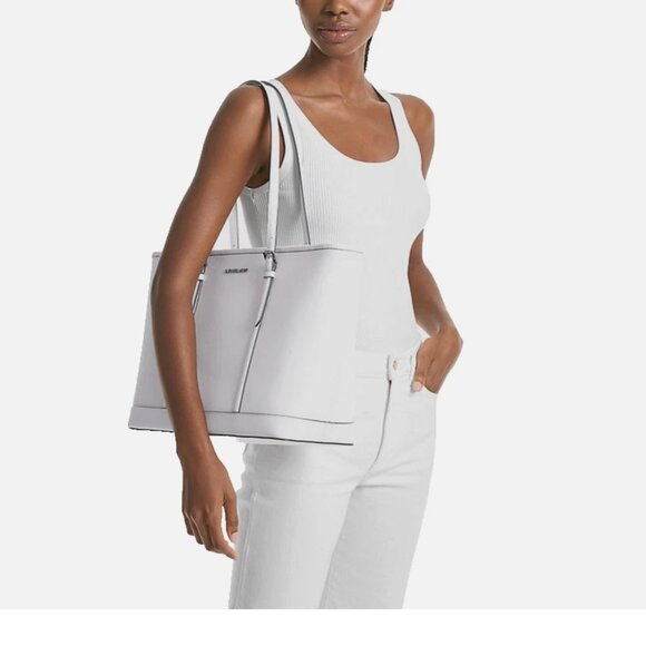 New Michael Kors Jet Set Travel Large Saffiano Leather Tote Bag Optic White - Picture 2 of 3